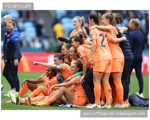 女足世界杯奇迹：荷兰在点球大战中淘汰法国，晋级四强，荷兰女足世界第一